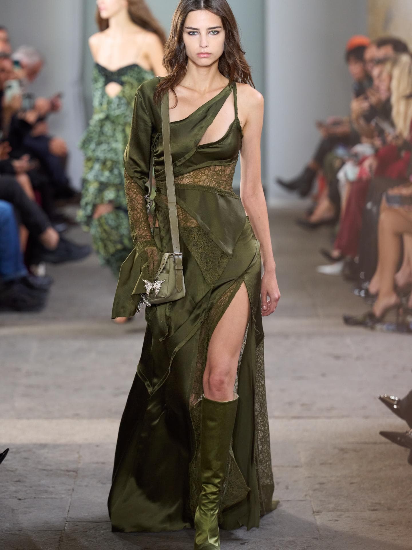 Kleider-Trends 2026: Lingerie Dresses kopieren wir direkt vom Runway