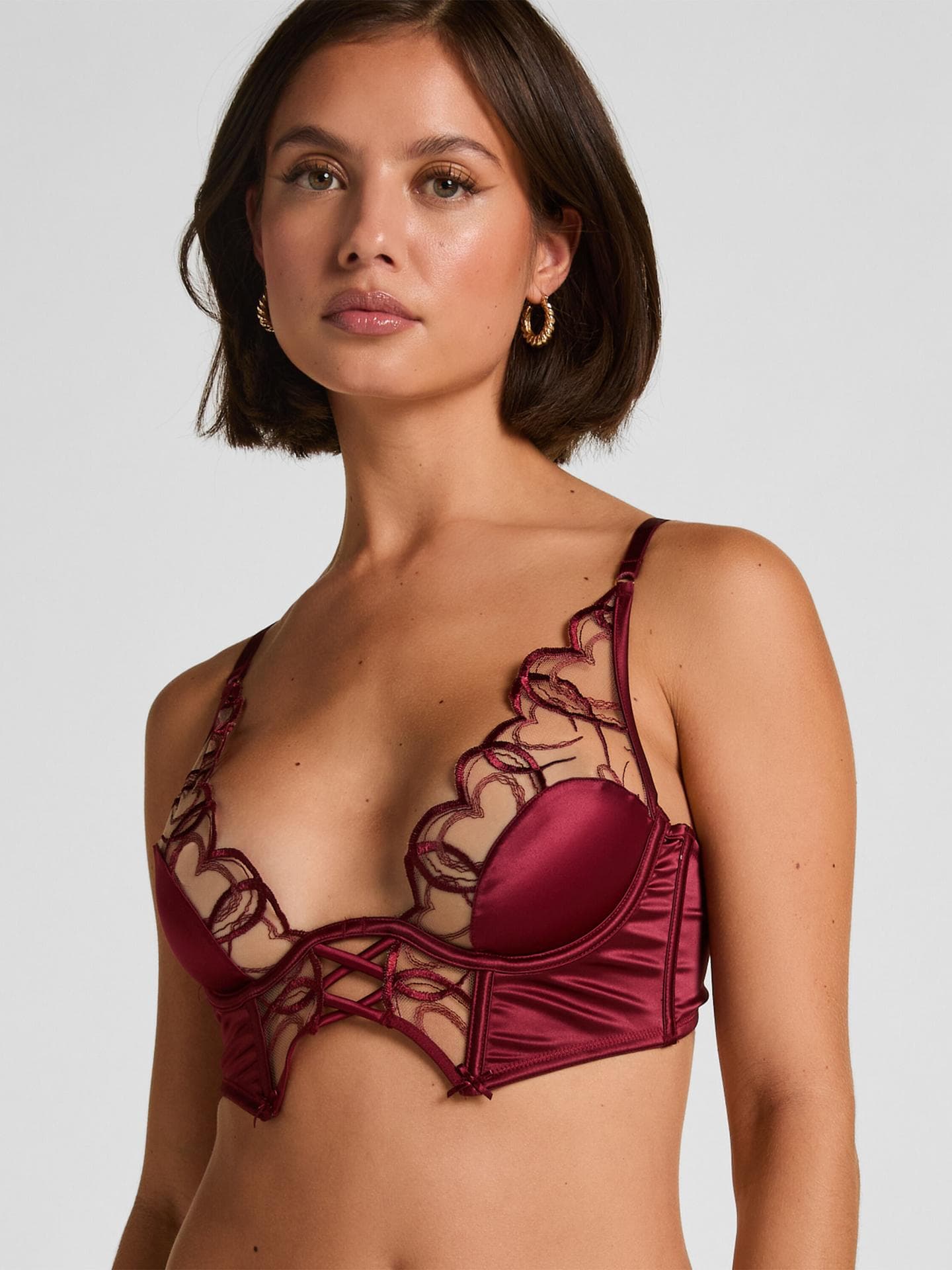 3 sexy BHs, die euch sofort neues Selbstbewusstsein verleihen