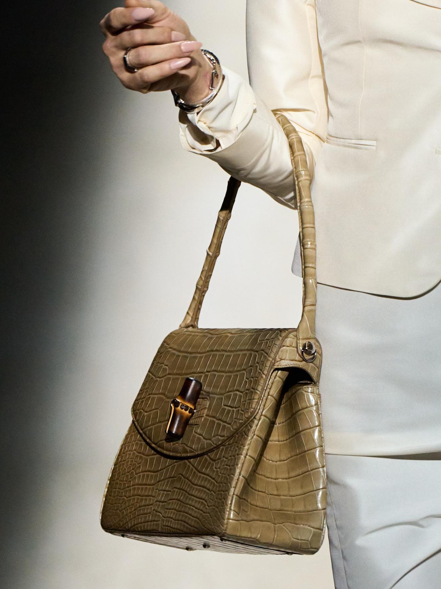 Gucci Bamboo Back in Oliv Gucci Bamboo Back in Oliv