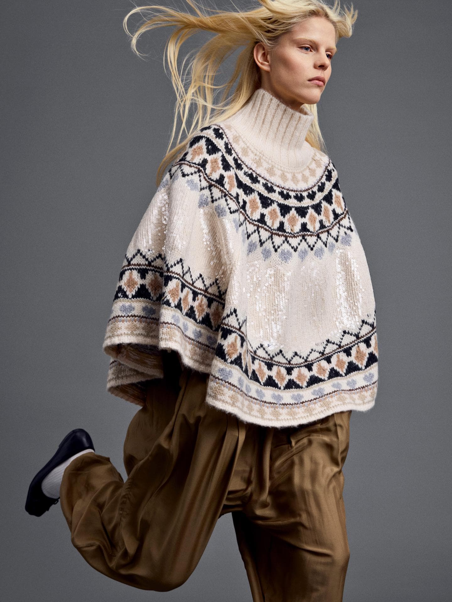 Pailletten-Strick ist der gemütlichste Mode-Trend 2026 mit Glam-Faktor – laut Munthe-Designerin Pailletten-Strick ist der gemütlichste Mode-Trend 2026 mit Glam-Faktor – laut Munthe-Designerin