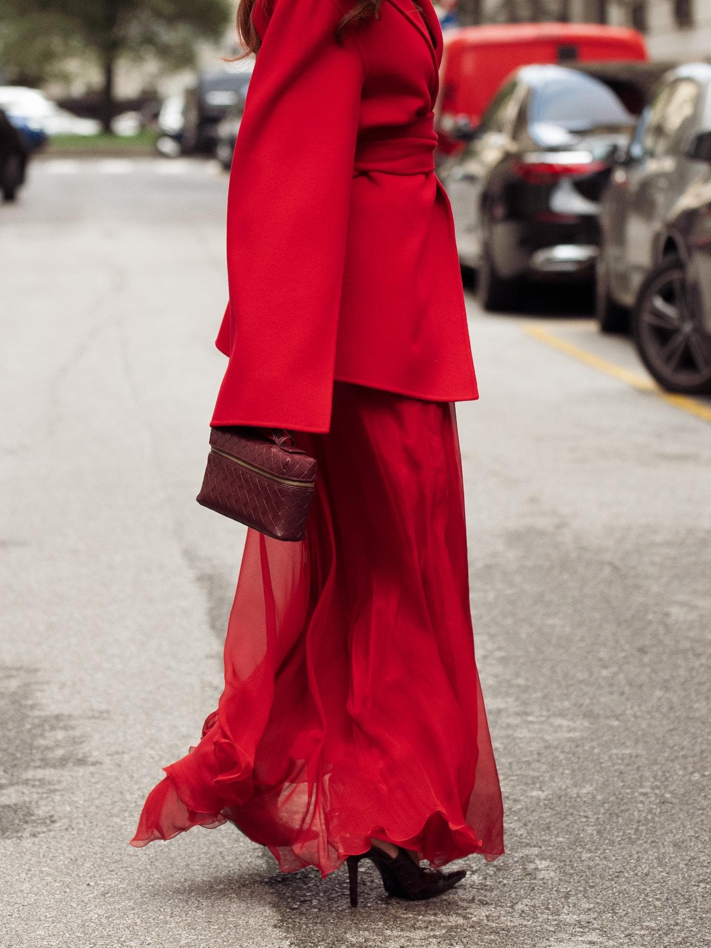 Der Maxirock aus Sézanes neuer Pre-Frühlingskollektion 2026 ist perfekt für den French Chic