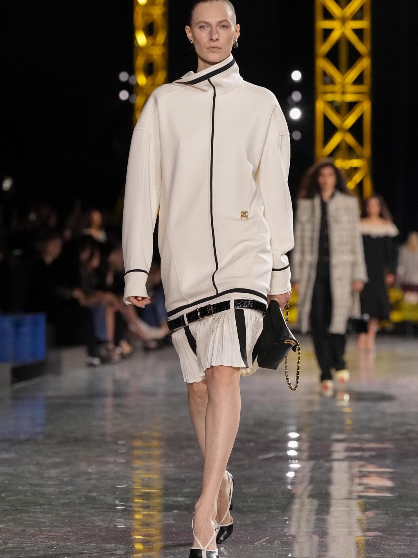 Chanel bei der Paris Fashion Week: 3 Trends, die uns die neue Saison herbeisehnen lassen