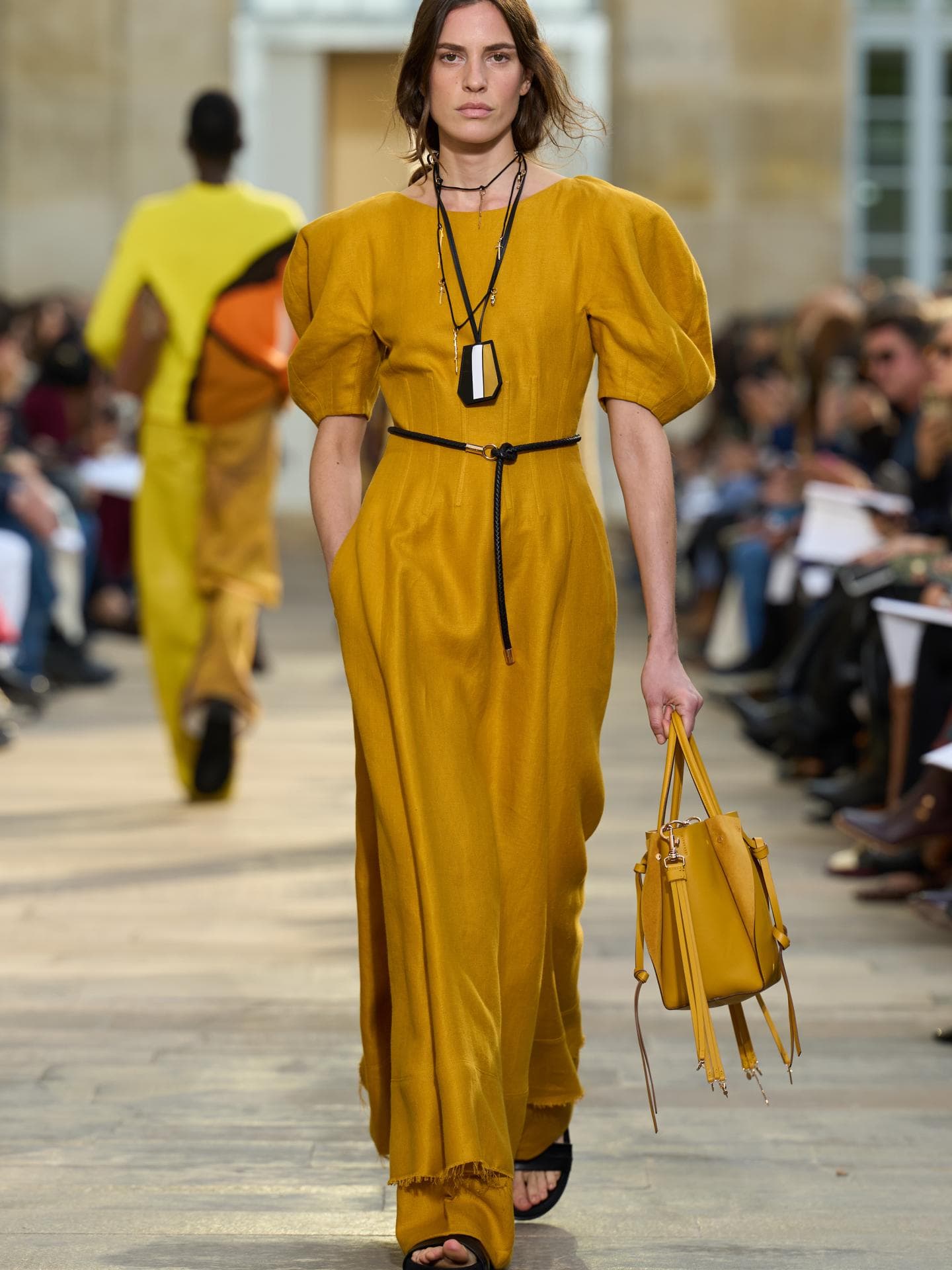 Kleider-Trends 2026: Diese Modelle sind perfekt für Frauen ab 40