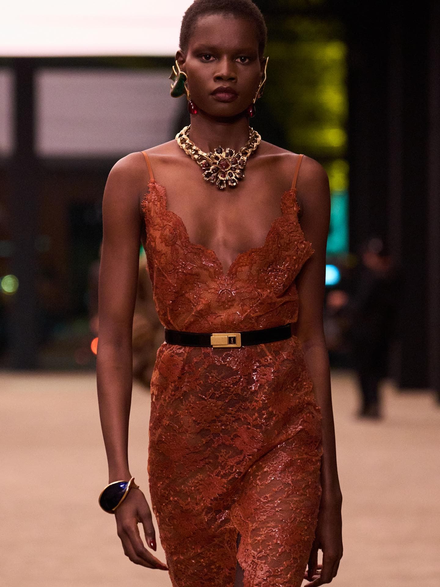 Paris Fashion Week: Mode-Trends Herbst/Winter 2026/2027