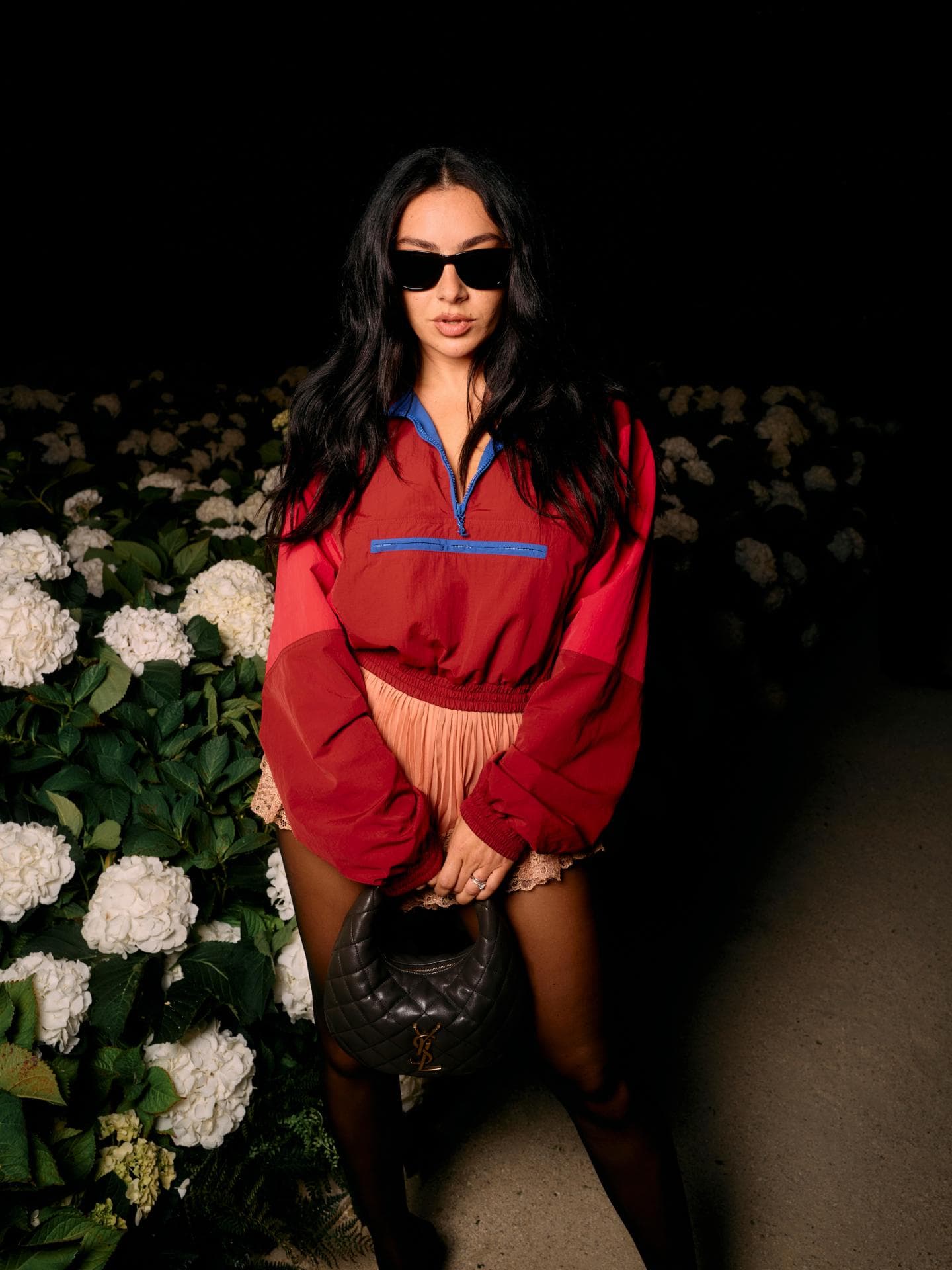 Statt Lederjacke: It-Girls tragen im Frühling 2026 Windbreaker