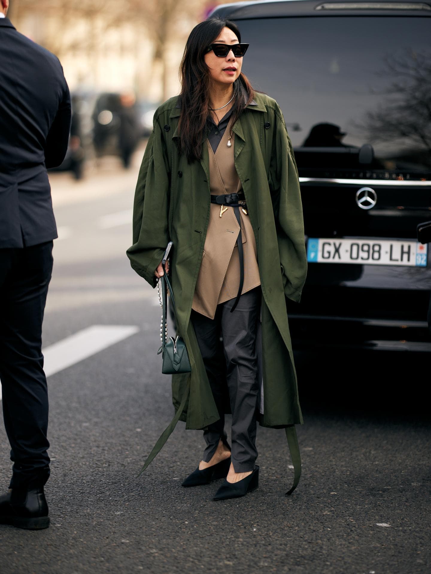 Trenchcoat kombinieren: So stylst du den Modeklassiker richtig 