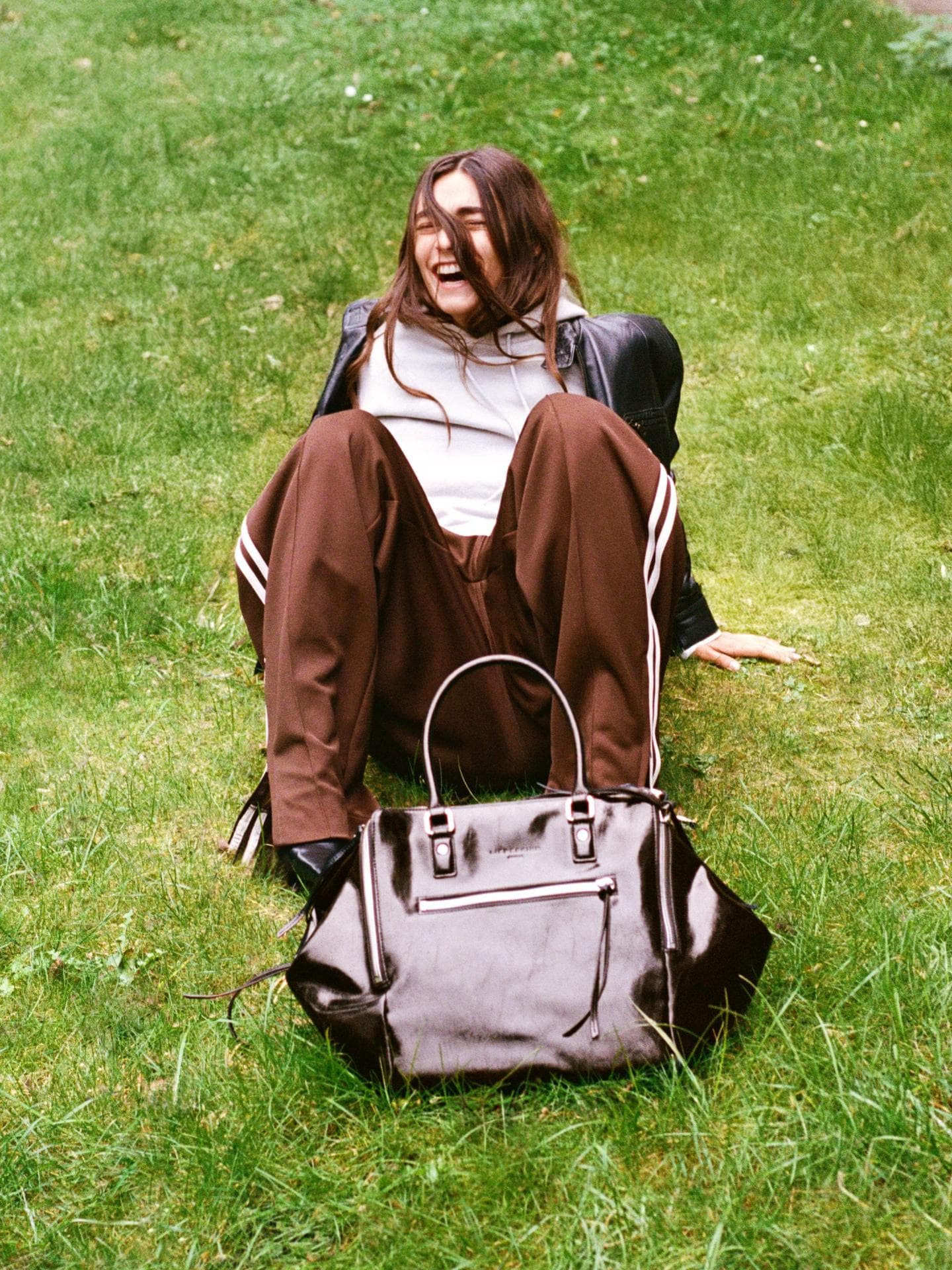 Finde die Tasche, die zu deinem Alltag passt – und zu allem, was er bereithält. Finde die Tasche, die zu deinem Alltag passt – und zu allem, was er bereithält.