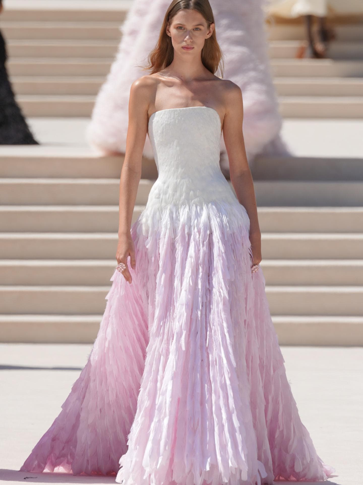 Balenciaga liefert die genialste Farbexplosion für Fashion Girls Balenciaga liefert die genialste Farbexplosion für Fashion Girls