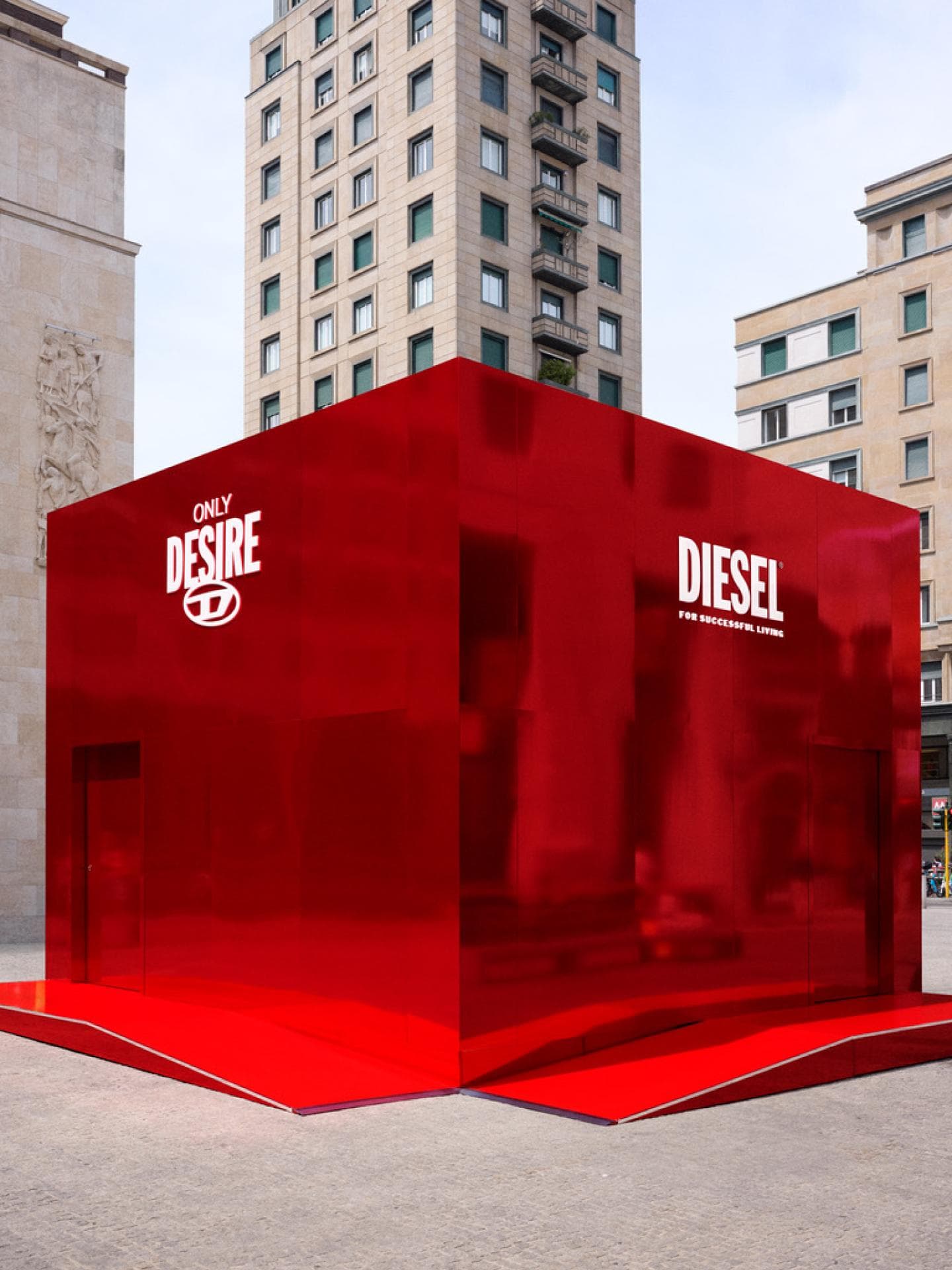 Diesel Pop-Up Display Diesel Pop-Up Display