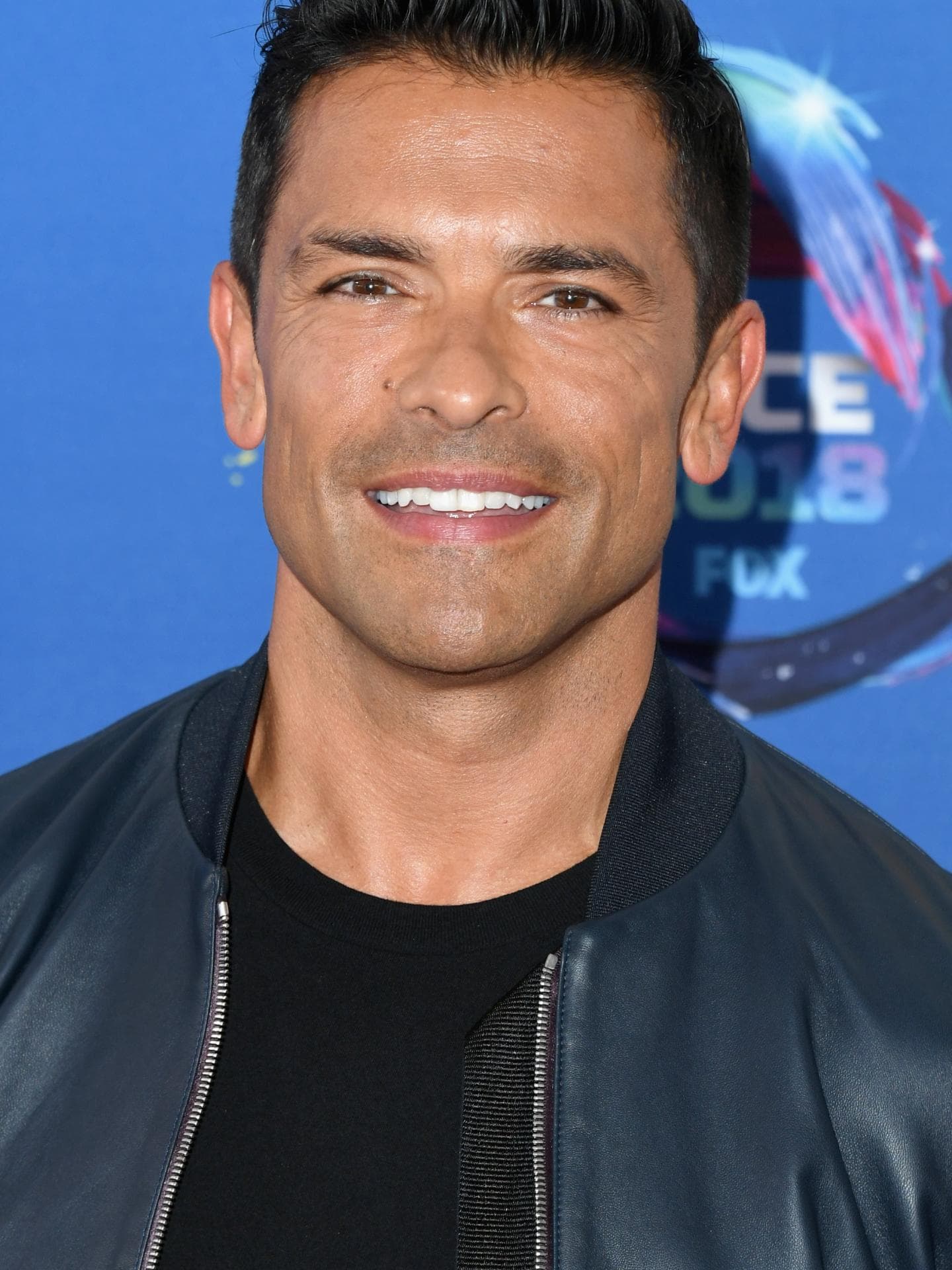 Serienschauspieler: Mark Consuelos