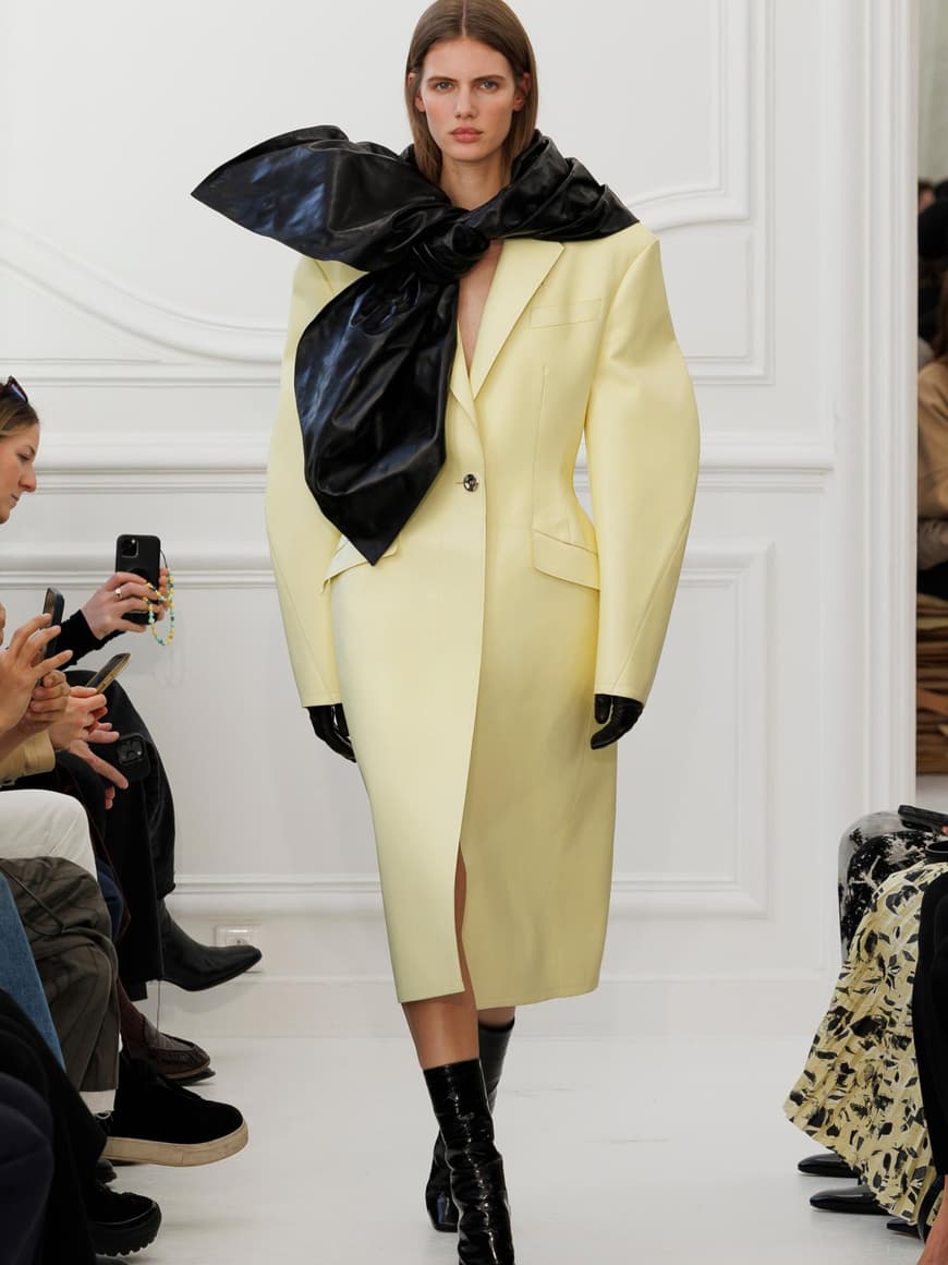  Paris Fashion Week: Modetrends Herbst/ Winter 2025/ 2026 Motiv 