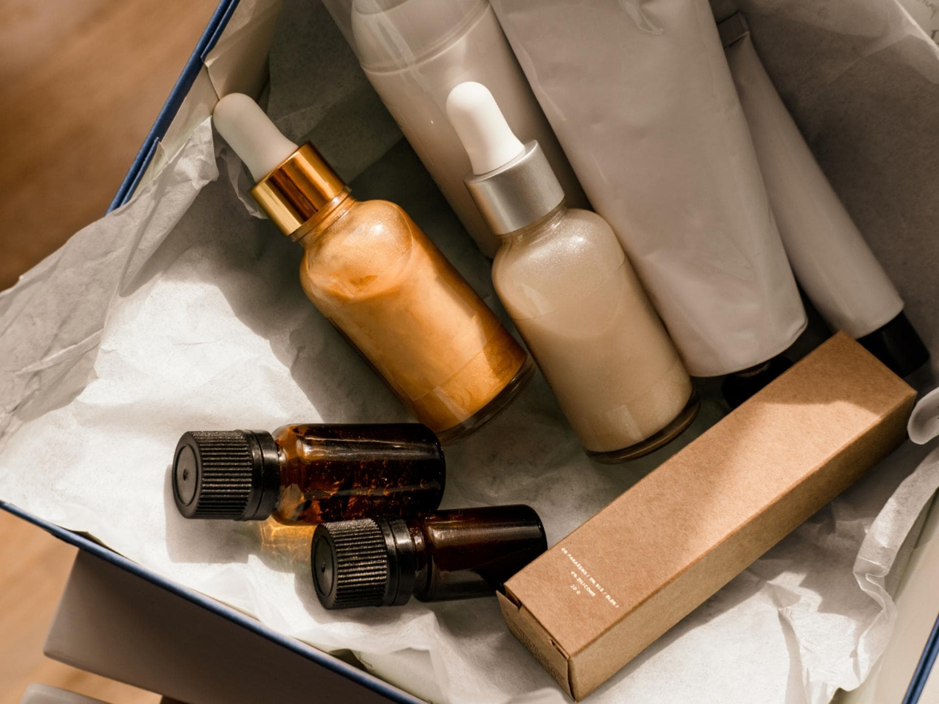 Box mit Beauty Produkten