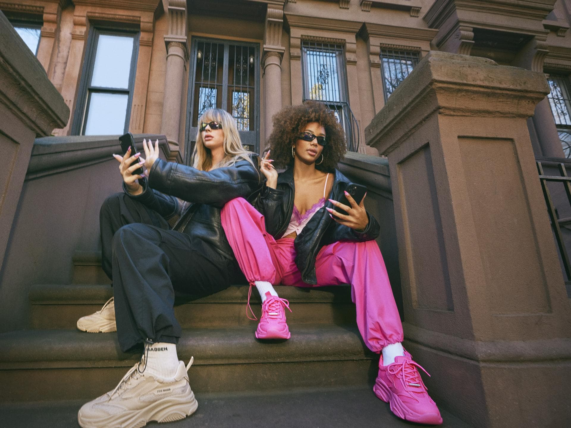 Knallige Sneaker für das Fühjahr 2023