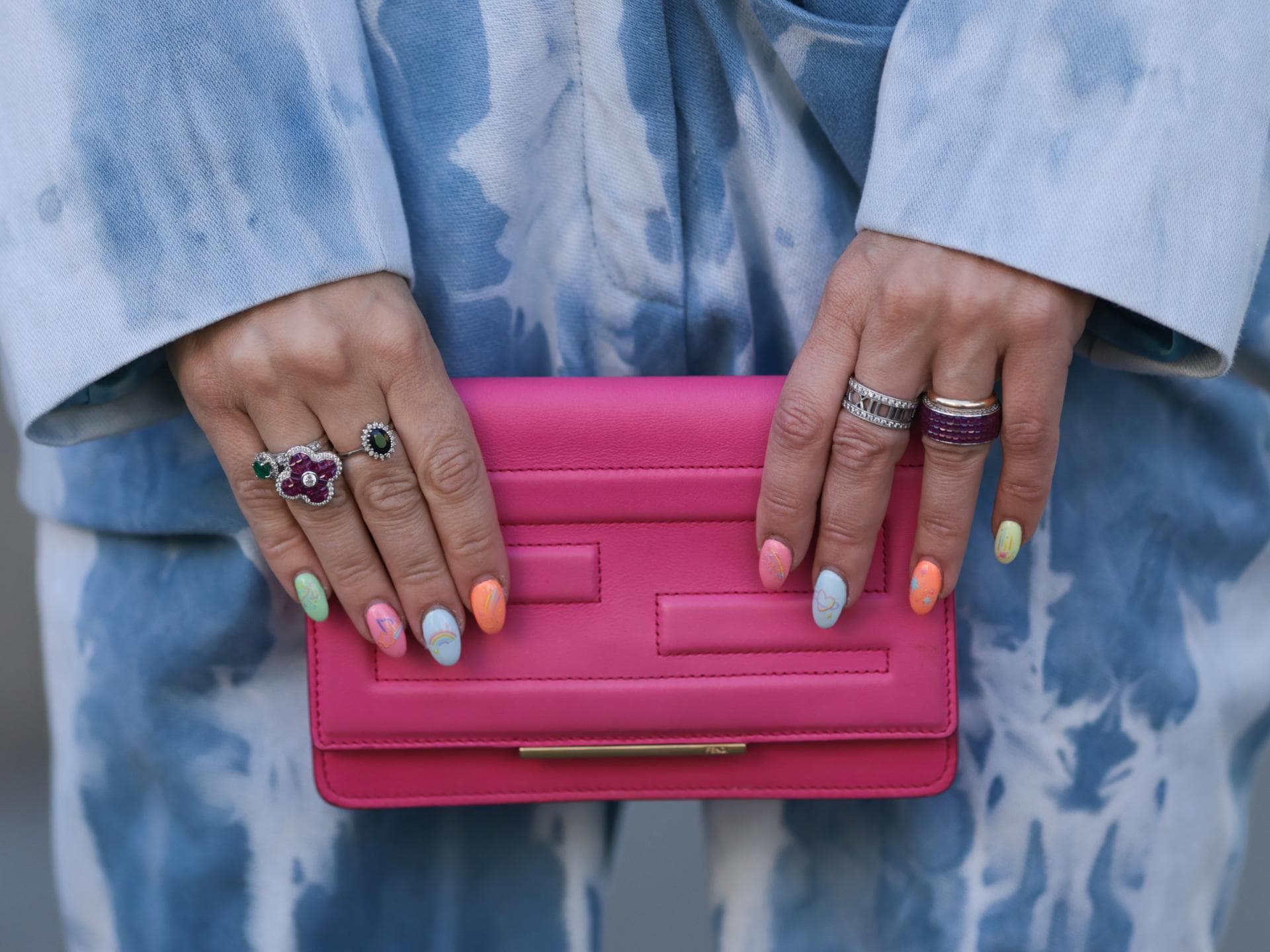 Nagellack gebräunte Haut Nagellack gebräunte Haut