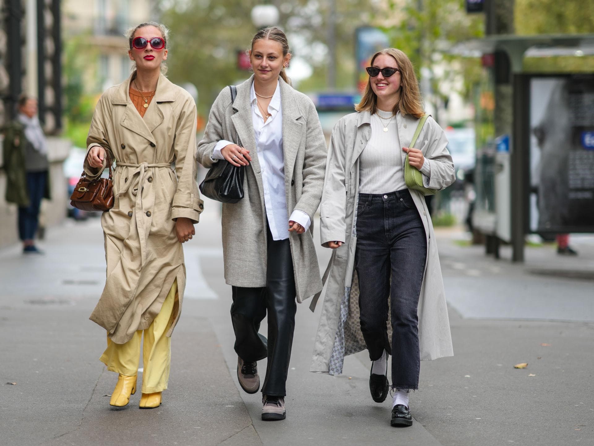 Drei Frauen auf der Fashion Week
