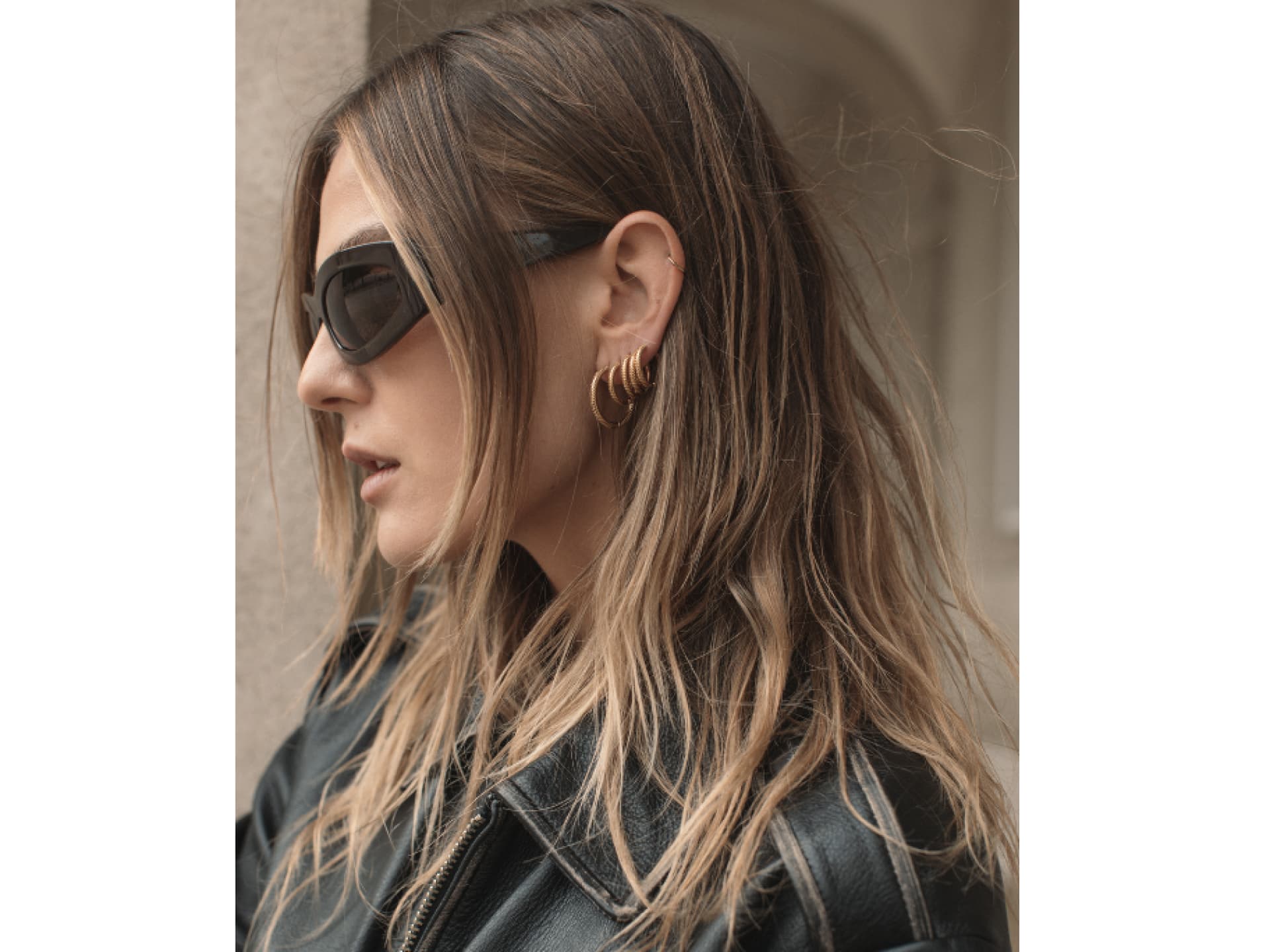 Alessa Winter (@alessawinter) hat ihr Ohr gleich mehrfach beringt