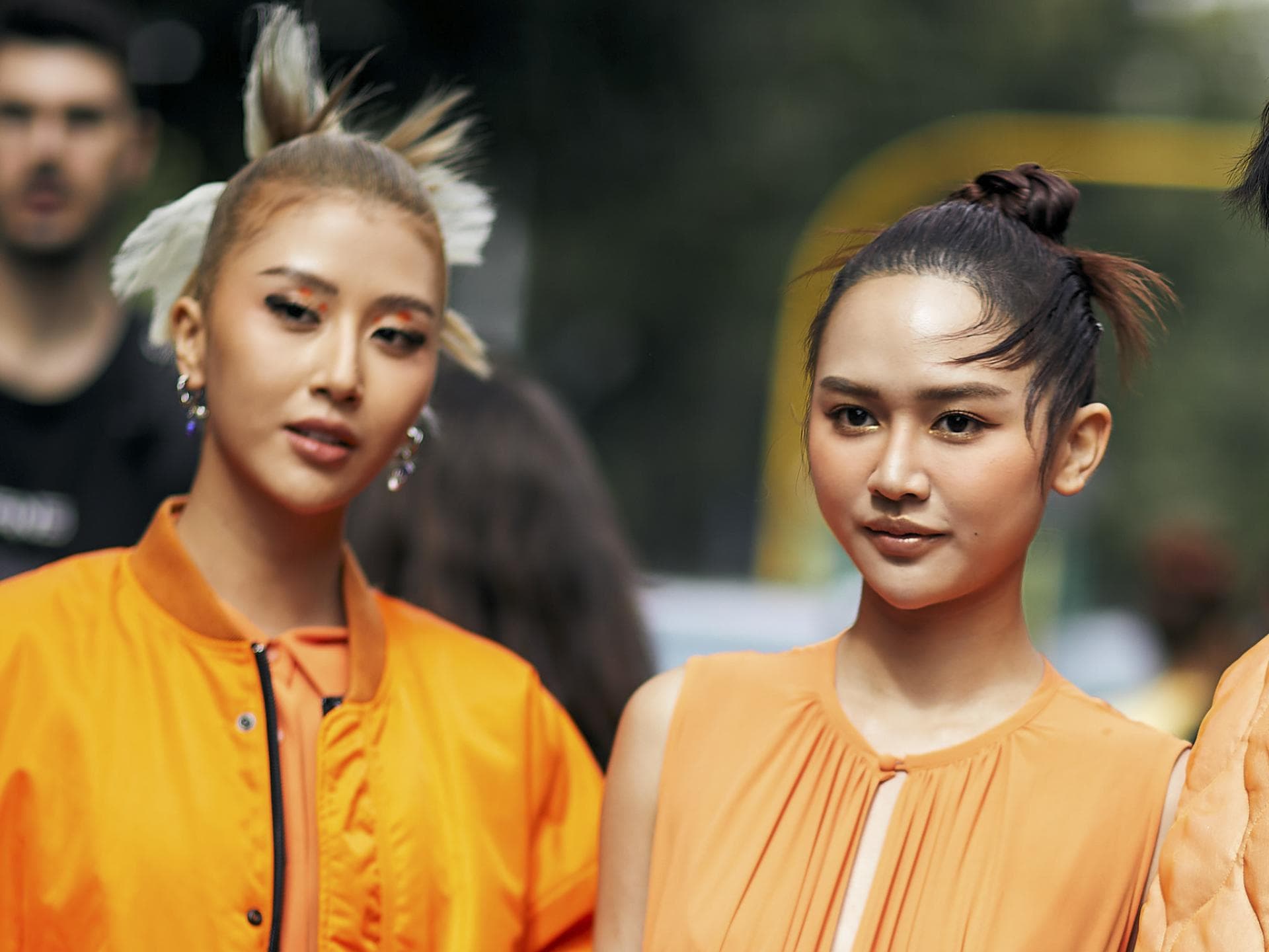 Streetstyle Looks mit Spiky Bun