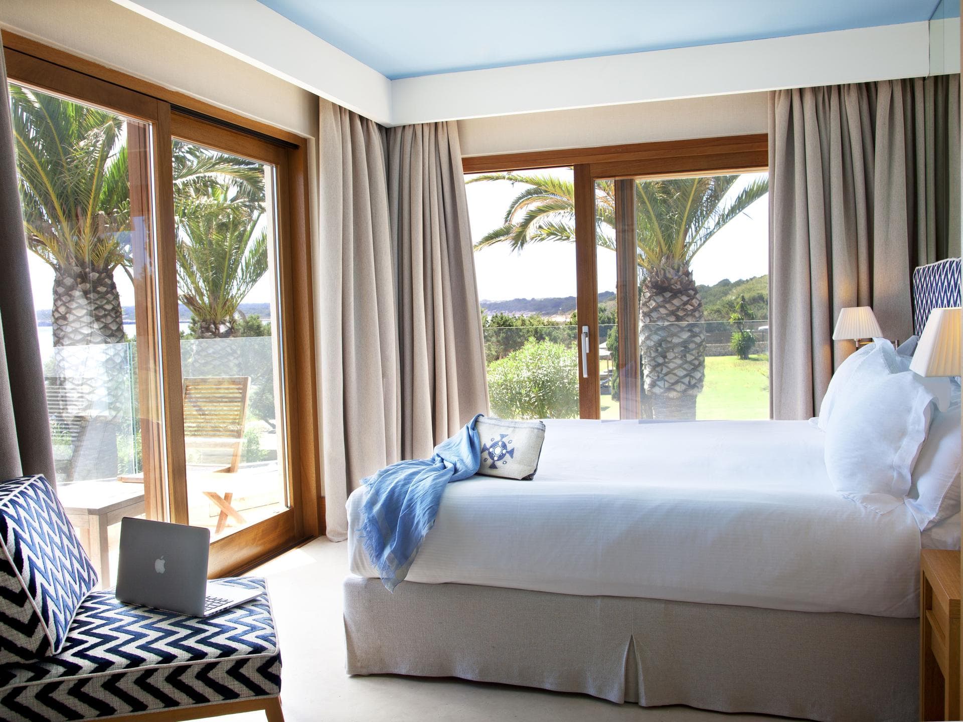 Gecko Hotel Beach Club
