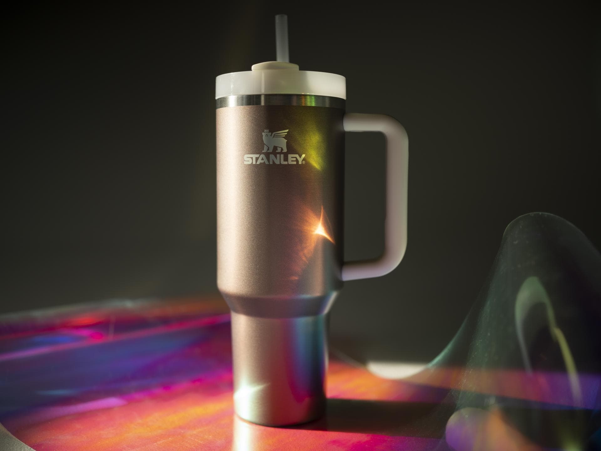 Trinkbecher Stanley Quencher in Rose Quartz Glow