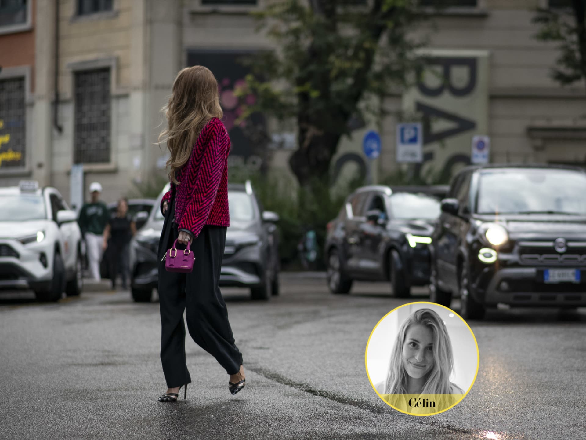 Frau in pinker Jacker