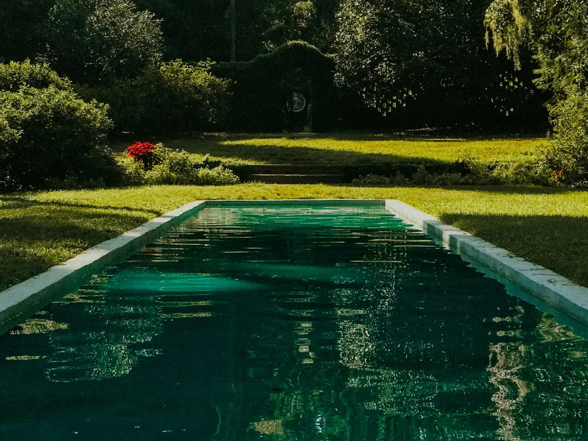 Der Pool im Garten als Lifestyle-Statement Pool im Garten