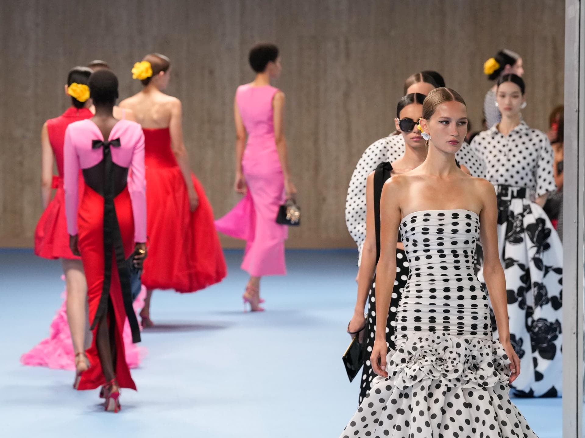 Carolina Herrera: Die größten Trends für Frühjahr/Sommer 2025 bei der New York Fashion Week Models bei Carolina Herrera