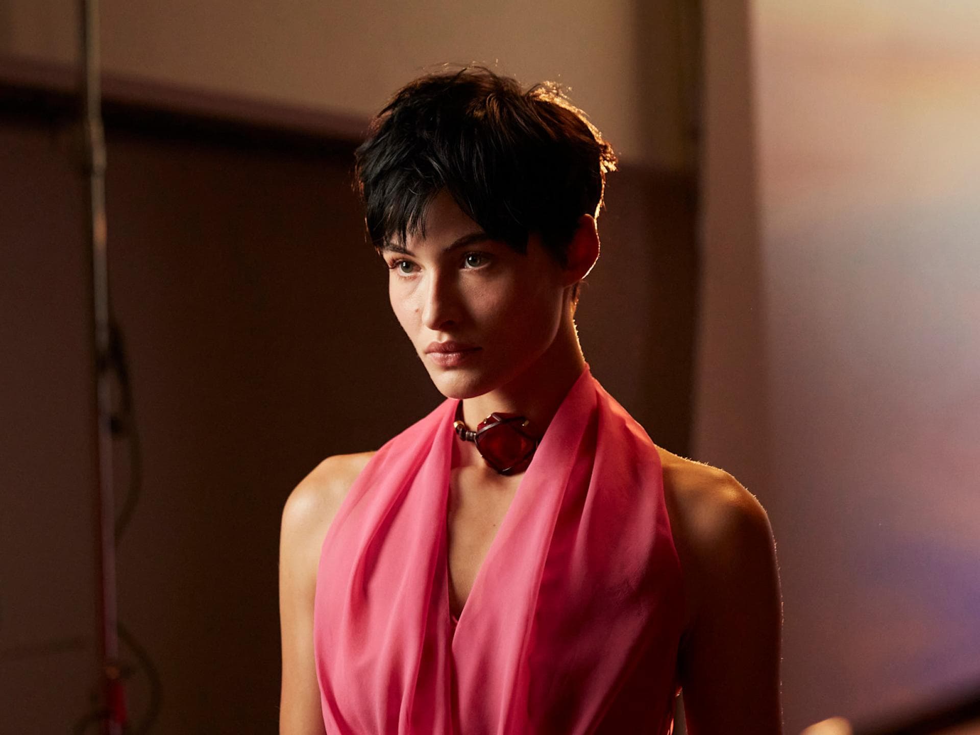Pixie Cut Frisuren Model mit Pixie Cut