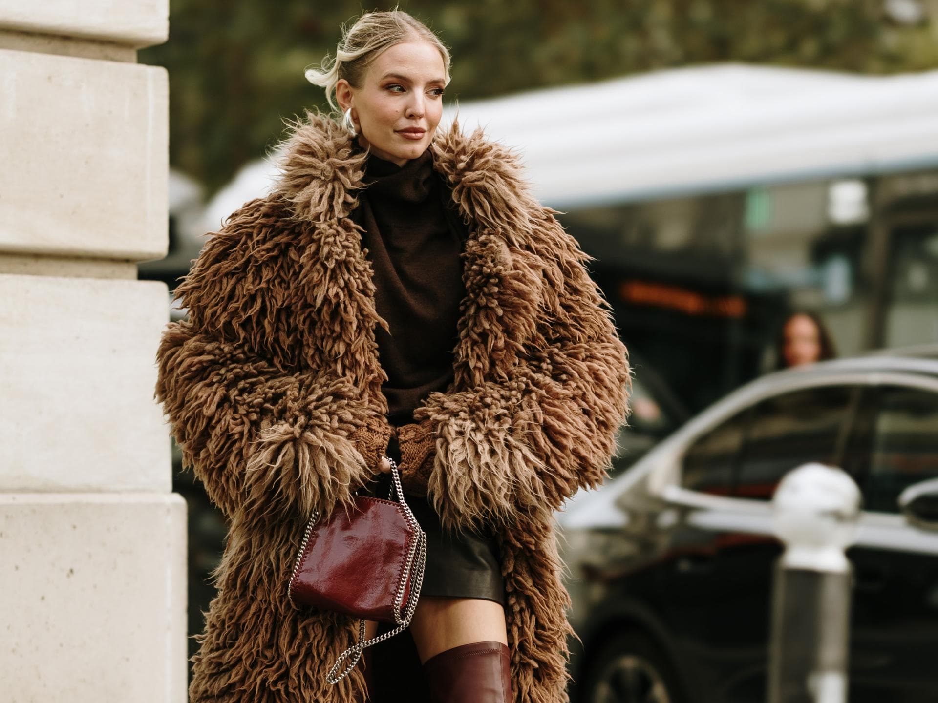 Fashion-Profis machen Fake Fur Mntel jetzt zu dem Mode-Trend im Winter  25/26