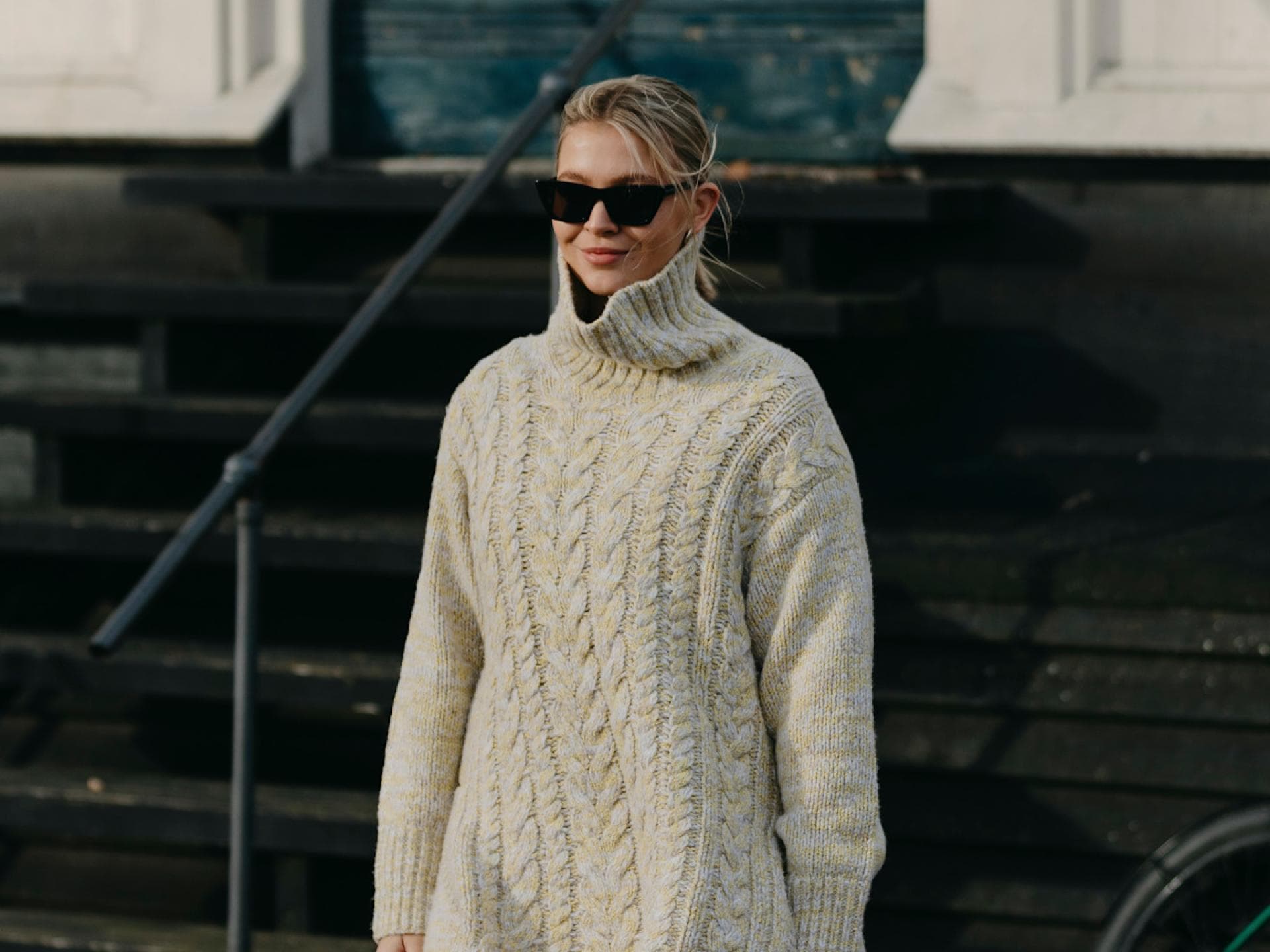 Strickpullover müssen jetzt so aussehen, um nicht langweilig zu wirken