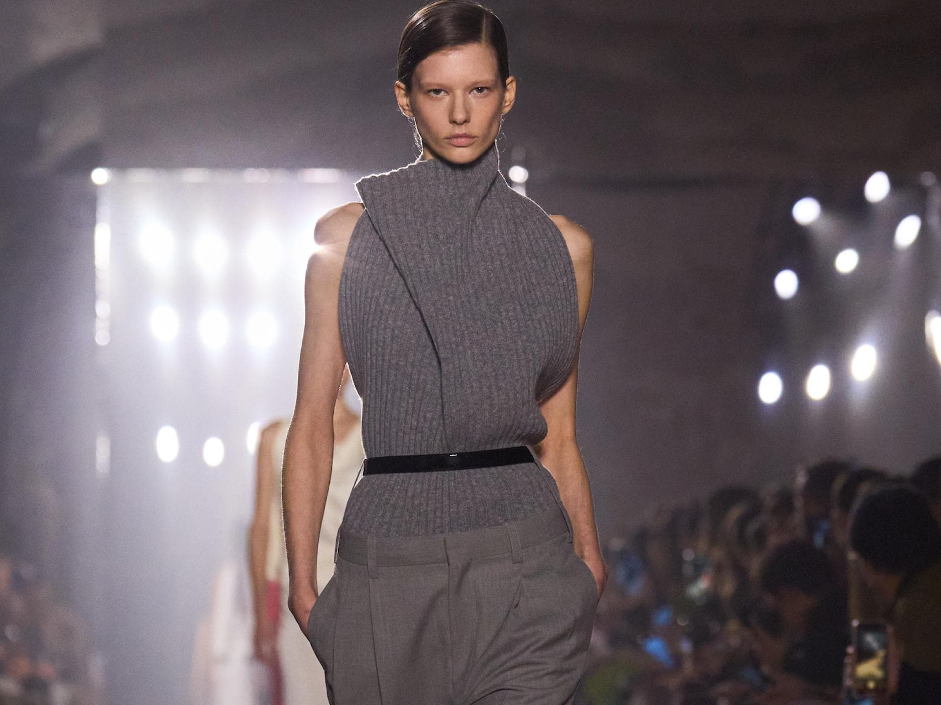 Taillengürtel bei Victoria Beckham Show