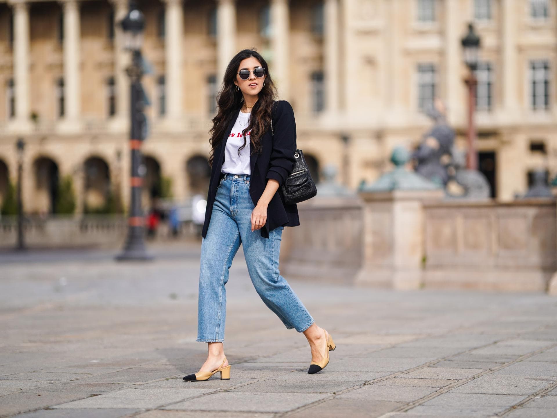 Frau in Jeans