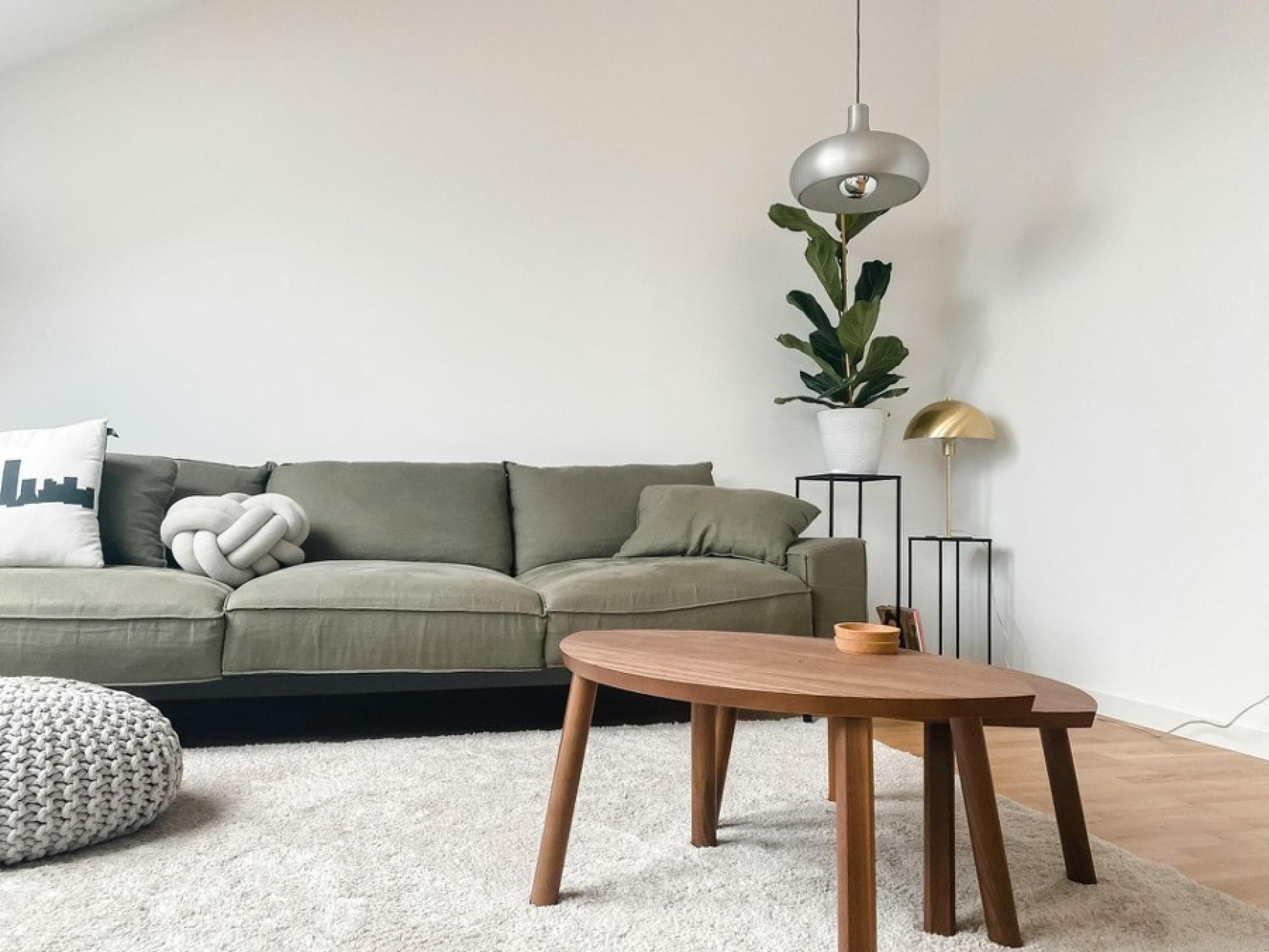 Ein stilvoll eingerichtetes Wohnzimmer