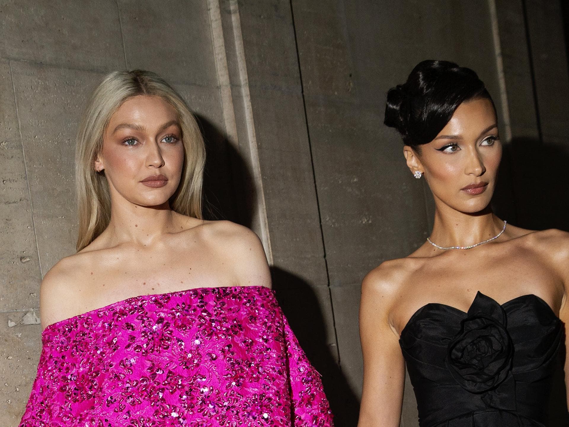 Als Hochzeitsgast tragen wir im Herbst 2025 diese Farbe – wie Bella und Gigi Hadid Als Hochzeitsgast tragen wir im Herbst 2025 diese Farbe – wie Bella und Gigi Hadid