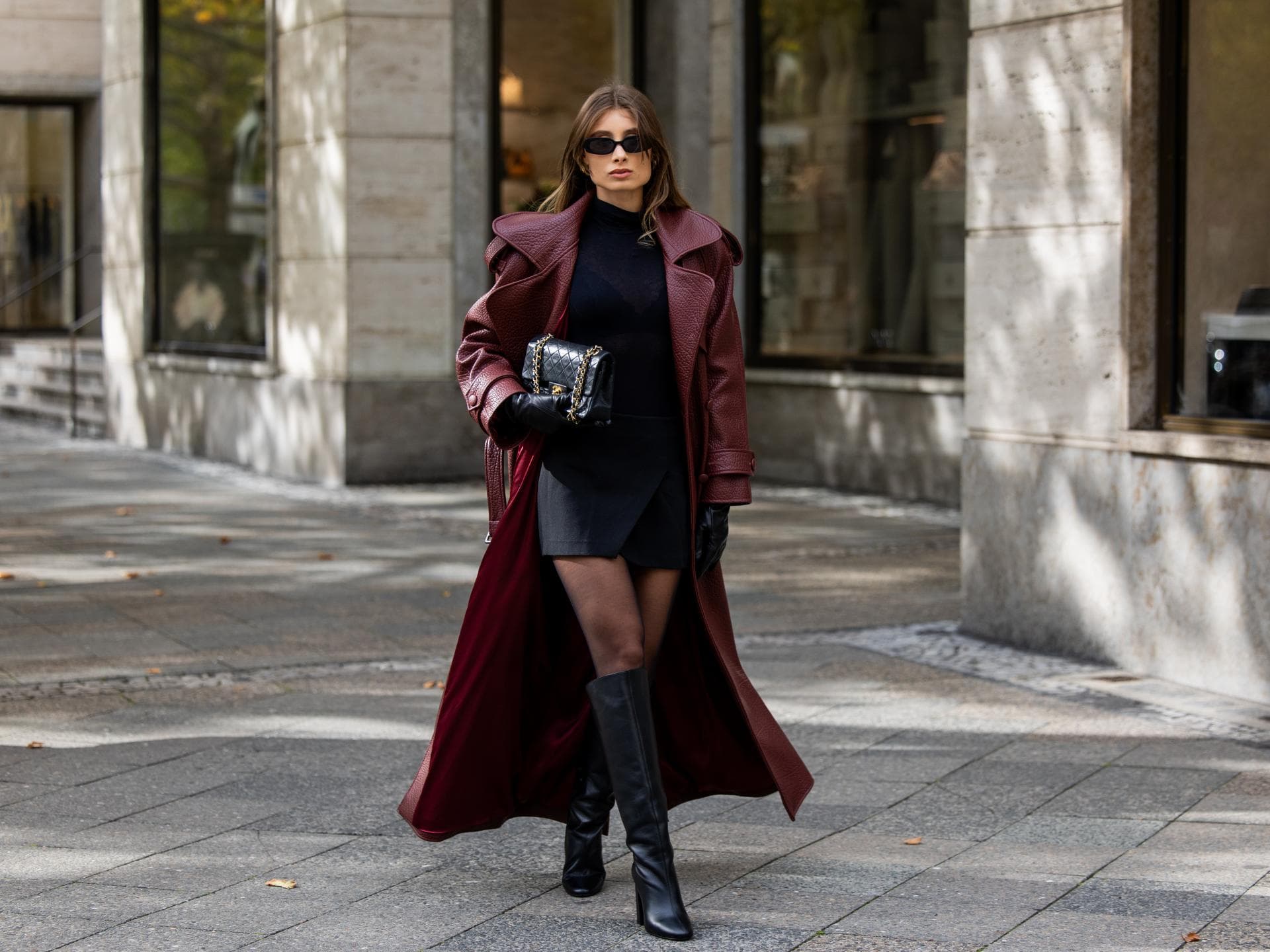 Mäntel in Lederoptik lassen deinen Look nach 3000 Euro aussehen