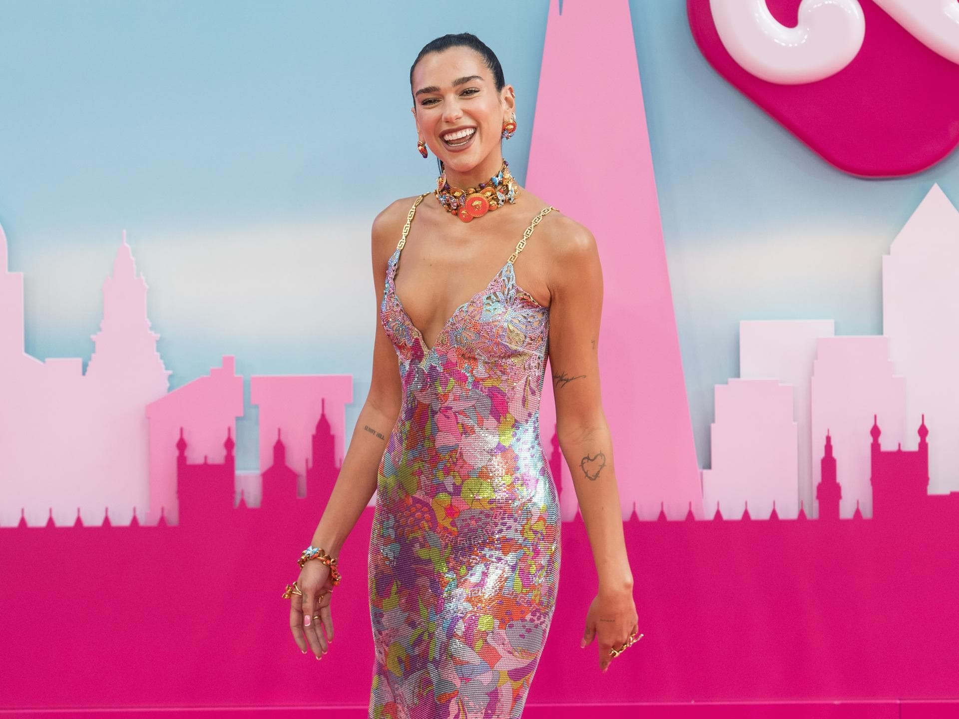 Dua Lipa Konfetti Nails Dua Lipa