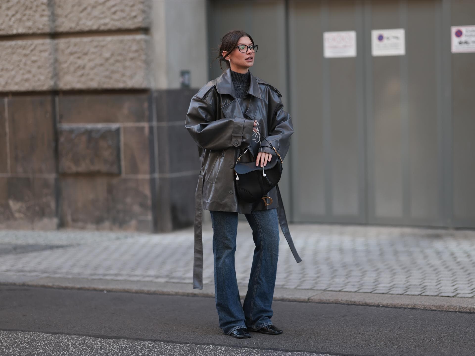 Mode-Trend 2026: Diese 3 Bootcut-Jeans zaubern endlose Beine