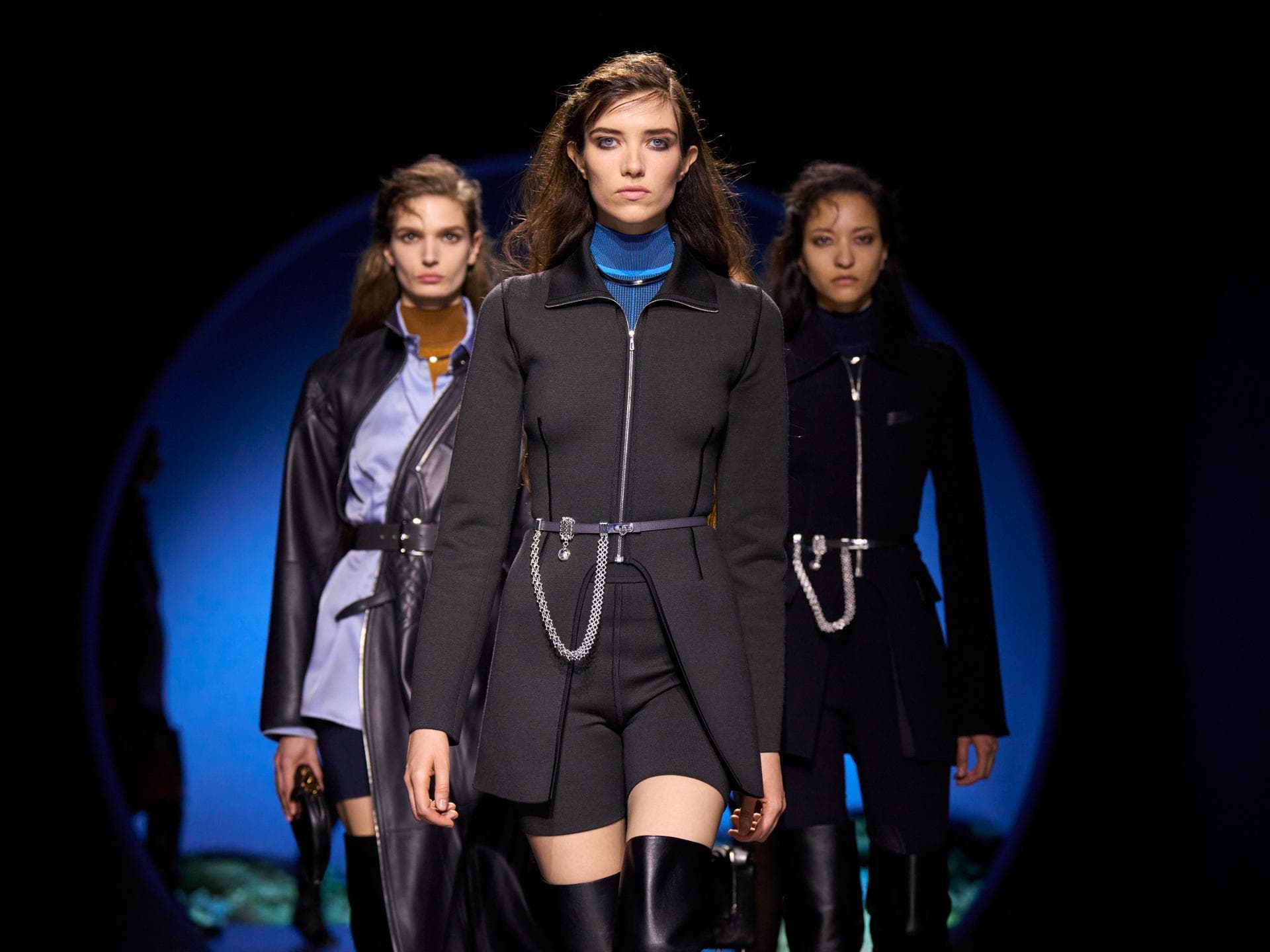Hermès bei der Paris Fashion Week: 3 Mode-Trends, die ihr kennen müsst Hermès bei der Paris Fashion Week: 3 Mode-Trends, die ihr kennen müsst