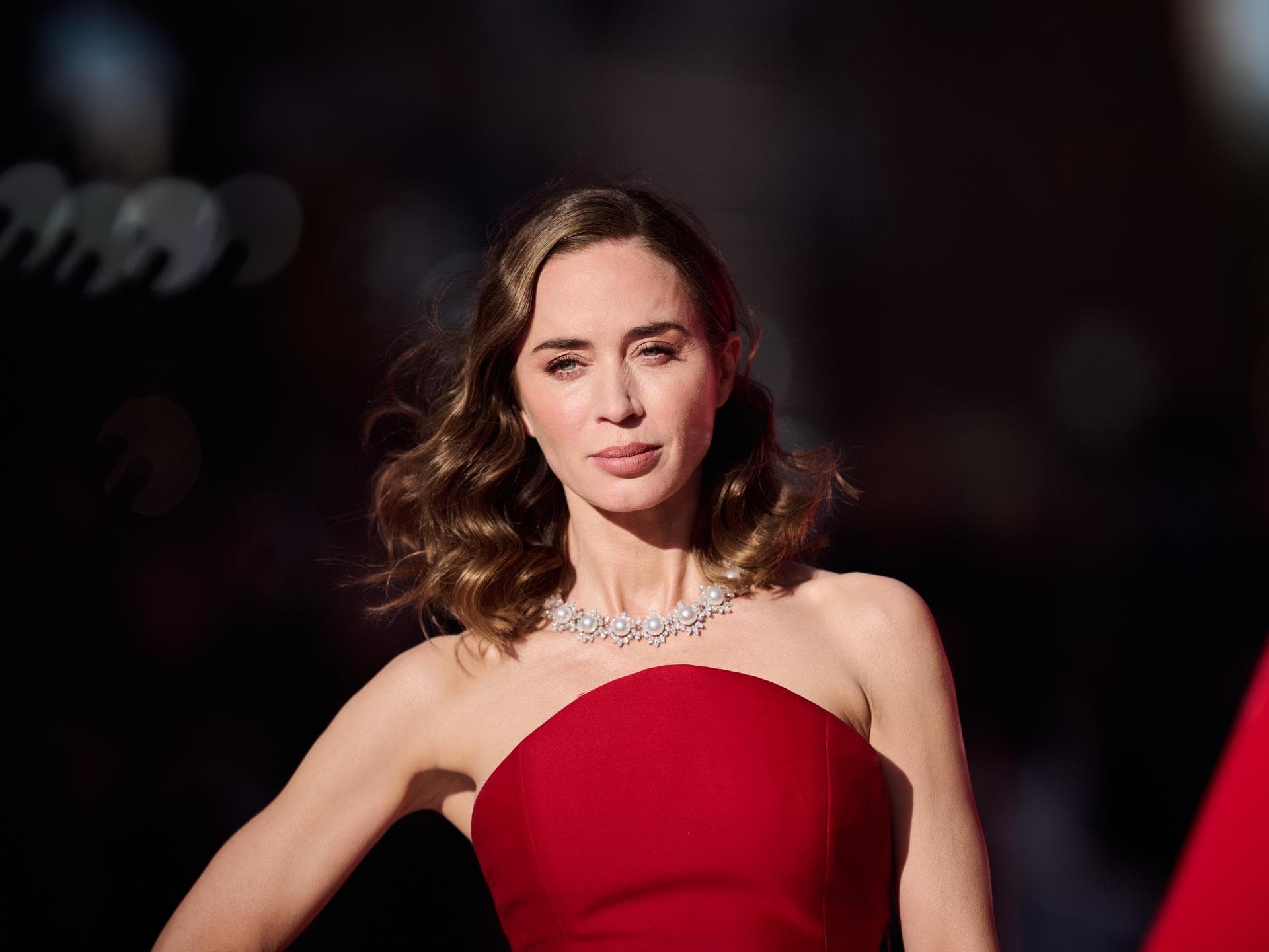 Ein strahlender Blick wie Emily Blunt bei der "Der Teufel trägt Prada 2"-Premiere? Gelingt mit diesem begehrten Concealer