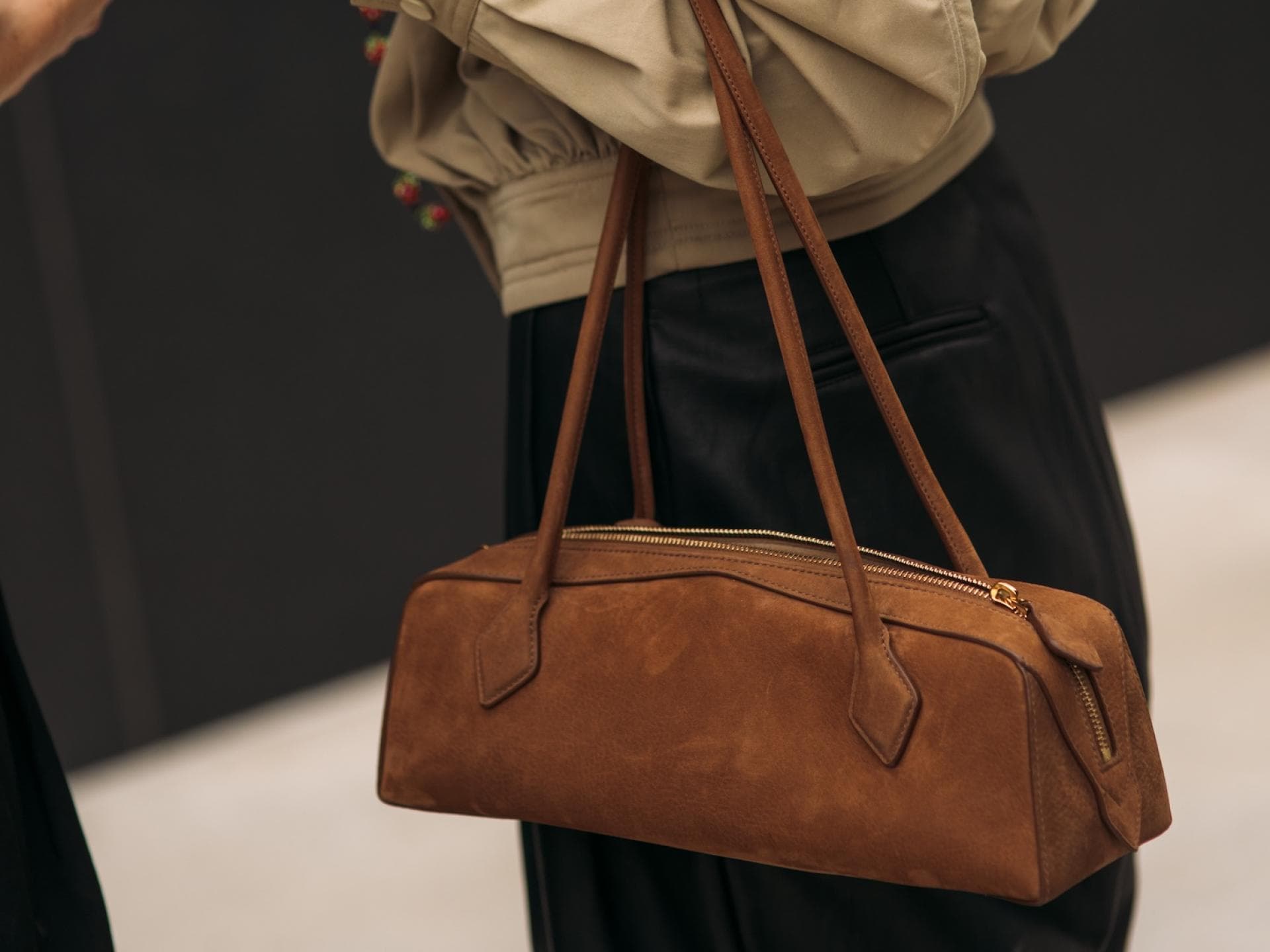 Wildleder-Bag von Liebeskind Wildleder-Bag von Liebeskind