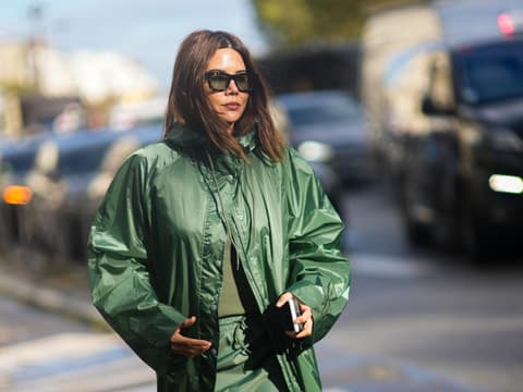 Statt Wintermantel: Diese Regenjacke von H&M ist wirklich stylisch