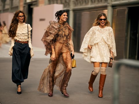 Stiefel-Trends 2025/2026: Braune Modelle ersetzen jetzt schwarze Klassiker Stiefel-Trends 2025/2026: Braune Modelle ersetzen jetzt schwarze Klassiker