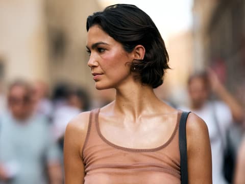 "Amalfi Bob": Die glamouröseste Kurzhaarfrisur im Sommer 2026 "Amalfi Bob": Die glamouröseste Kurzhaarfrisur im Sommer 2026