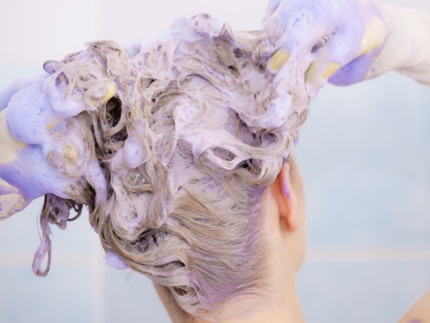 Muss Man Nach Silbershampoo Normales Shampoo Benutzen www.grazia-magazin.de