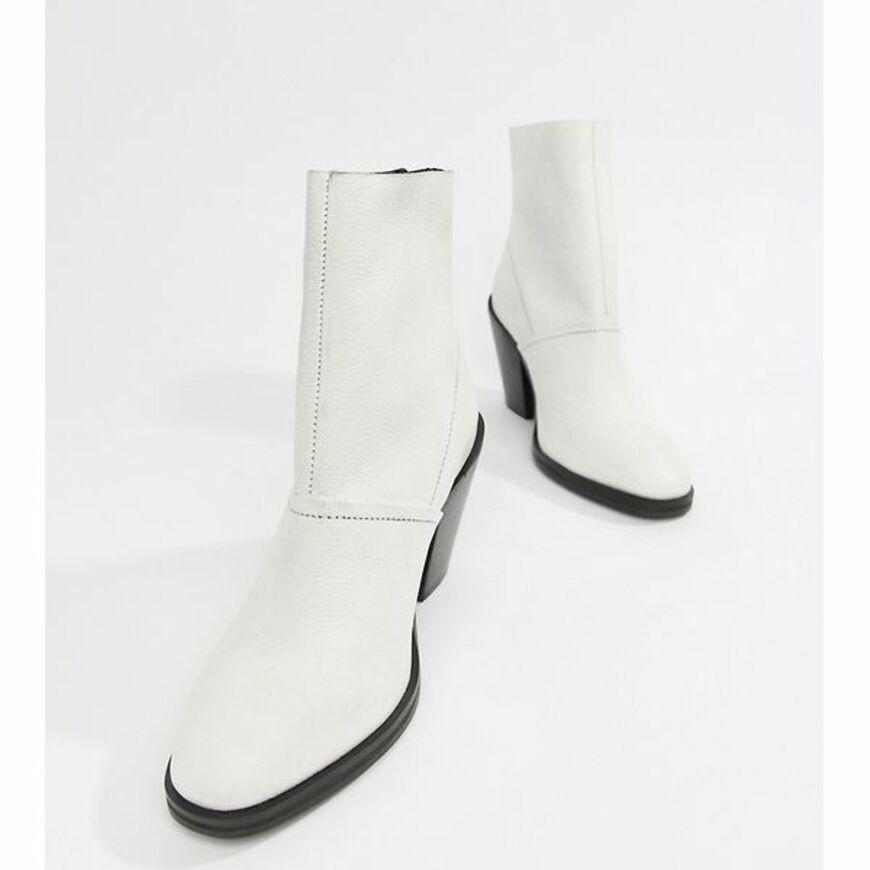 Weiße Boots: Alle Blogger tragen die Trend-Schuhe