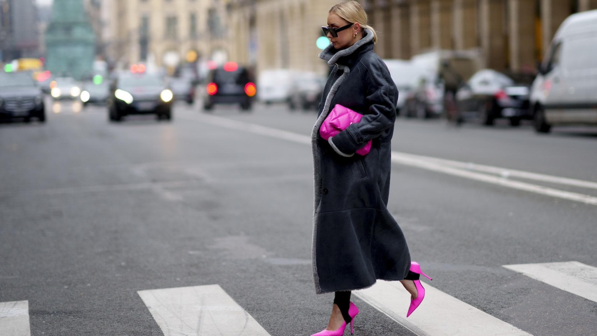 Winterjacke Damen Warm Gefüttert - Winddichter Parka Mit Kapuze & Taschen Mittellang