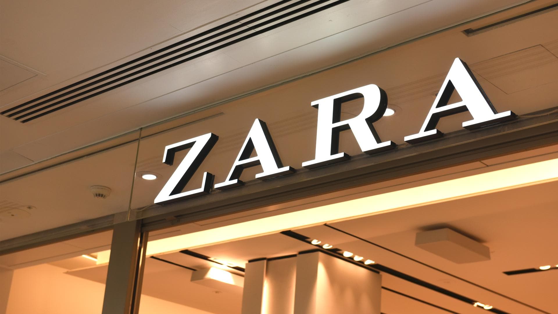 Zara Zeichen: Das bedeuten die Symbole in der Kleidung wirklich