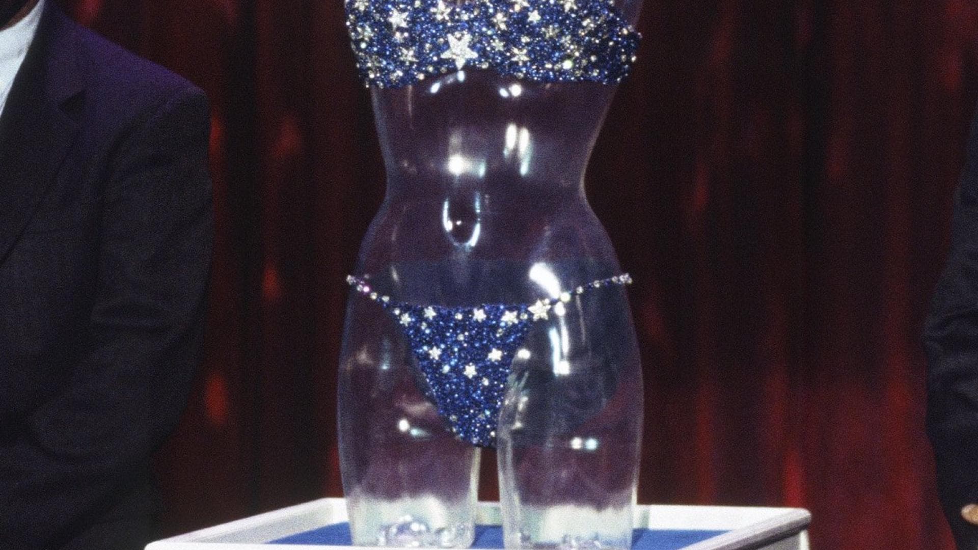 1999, "Millennium Bra" Im Victoria's Secret Das sind alle