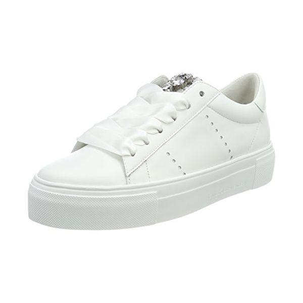Mode Ab 50 Diese Schuhe Sollte Jede Frau In Diesem Alter Besitzen