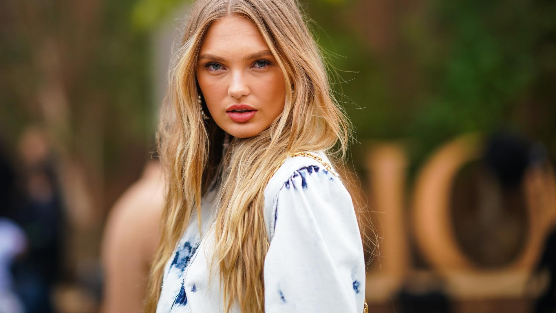 Selbstbrauner Auf Dieses Produkt Von Clarins Schwort Romee Strijd