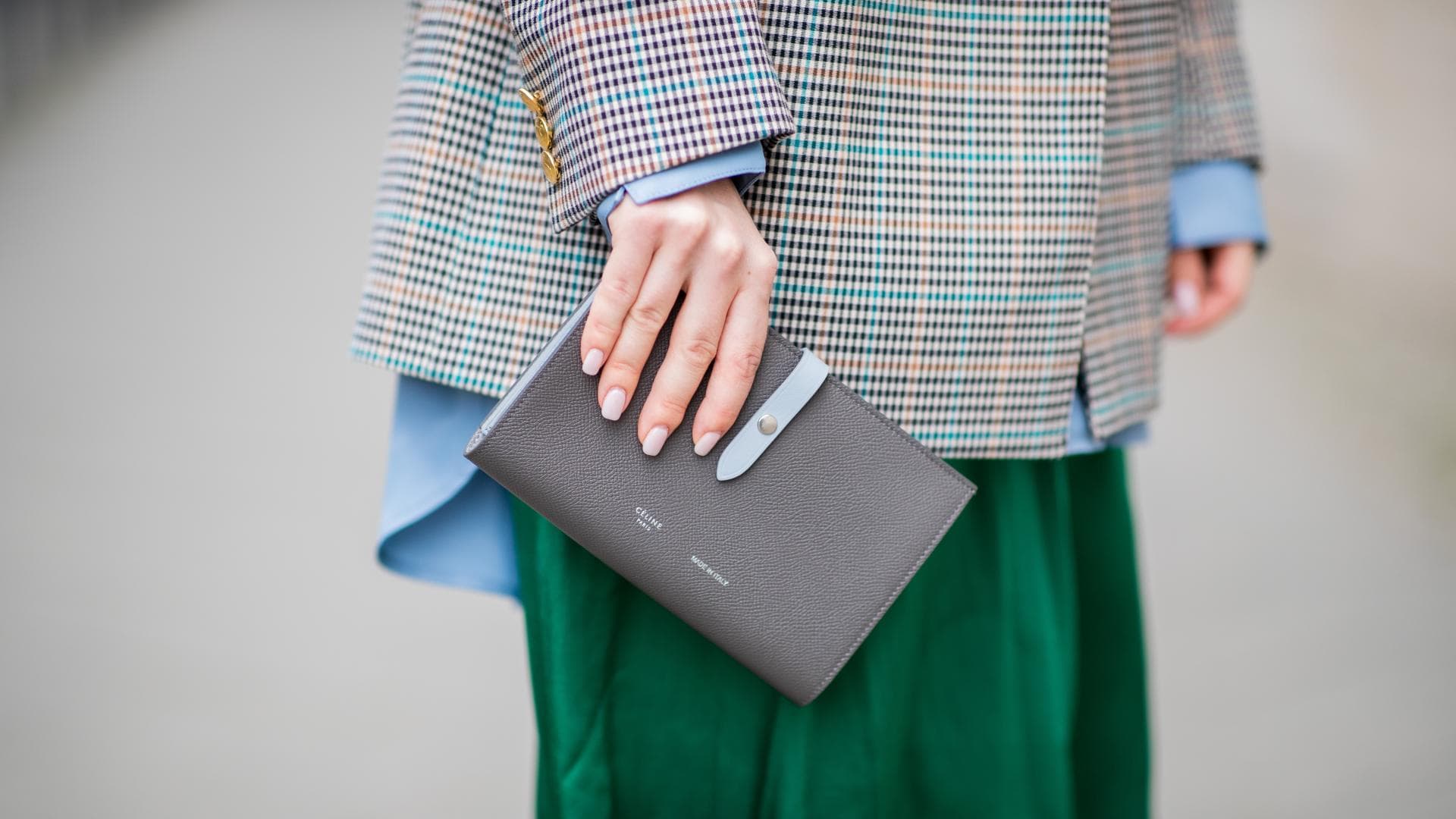 Nagellack Der Zu Jedem Outfit Passt Nagellack-Trends 2022: Diese Farbe passt zu wirklich jedem Outfit